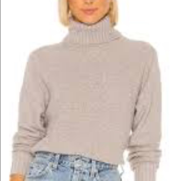 House of Harlow sweater NWT - Picture 2 of 8